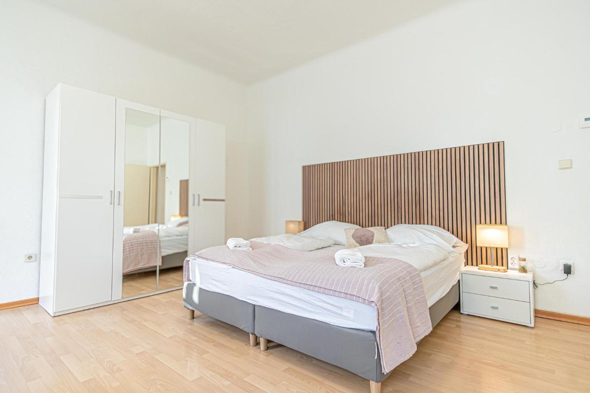 וינה Desirable 2Br - Bookable For Longstays In Lockdown B מראה חיצוני תמונה